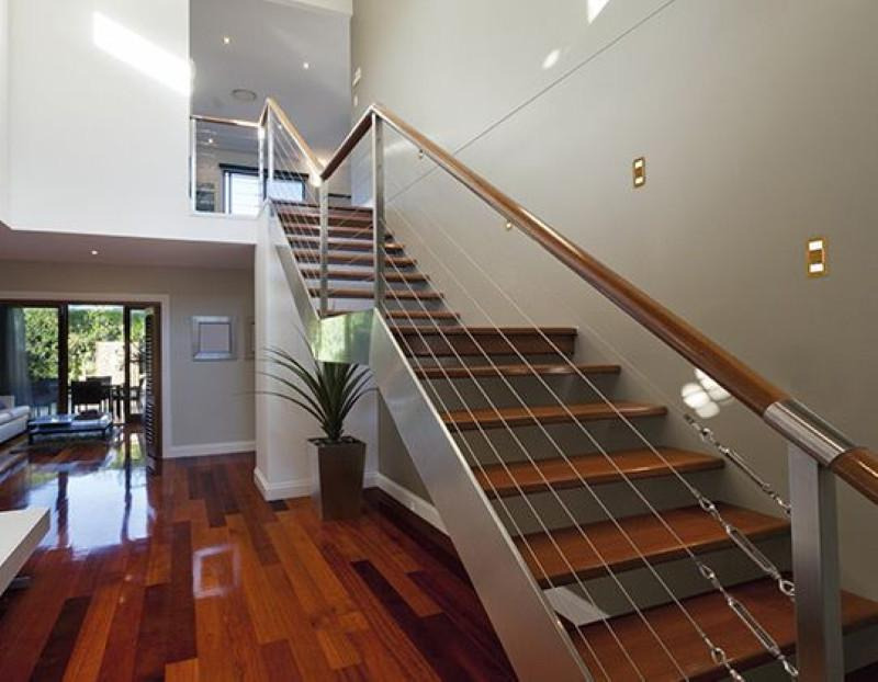 Jakie lampy led do oświetlenia schodów wybrać?