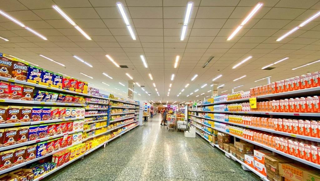 Jaki system oświetlenia do oświetlenia sklepu?