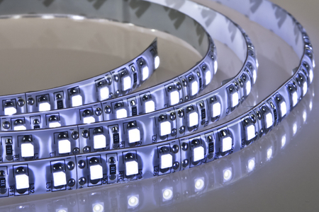 Taśma LED Greenie 1m 120 diod 3528SMD na metr 9.6W/mb wodoodporna IP65 CW Rolka 5m