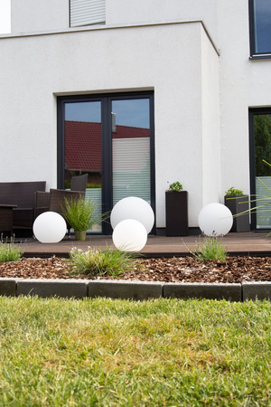 Kula LED Lampa solarna zewnętrzna ogrodowa przenośna 2900K Biała ciepła Ø40 32417S biały