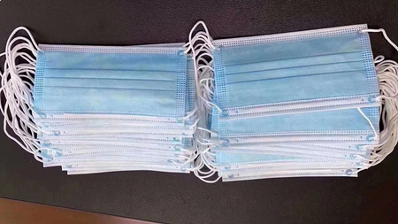 Zestaw 50 szt. - Maski trójwarstwowe ochronne do użytku cywilnego i medycznego z elastycznymi gumkami