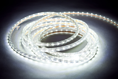 Taśma LED Greenie 230V, 60 diod 3528/metr, gumowy profil, wodoodporna IP68, 4.8W/mb WW