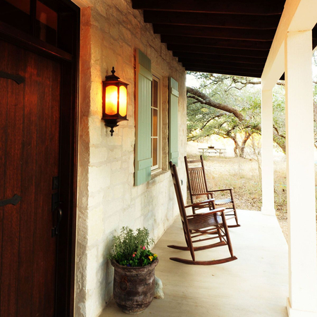 Duża latarnia naścienna Market Square - 3 źródła światła Quintiesse QN-MARKET-SQUARE-L