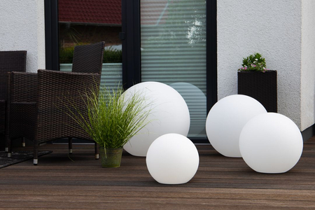 Kula LED Lampa solarna zewnętrzna ogrodowa przenośna 2900K Biała ciepła Ø40 32417S biały