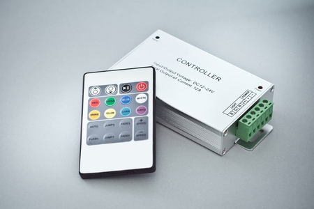 Sterownik RGB podczerwień 24 programy 12V <144W Greenie