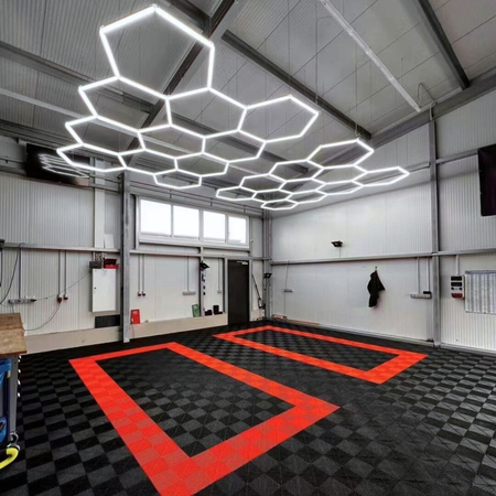 Efektowne oświetlenie LED Blaupunkt Hexagon 297 x 412 cm, konfigurowalny system LED o naturalnej barwie w kształcie plastra miodu do showroomu, galerii, salonu samochodowego, serwisu, garażu