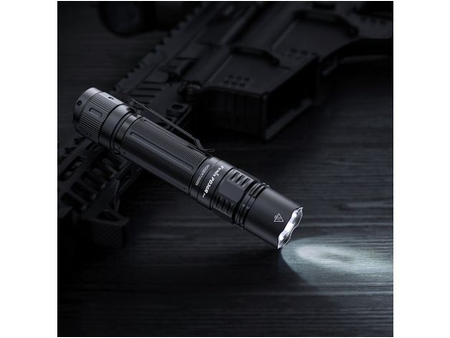 Latarka diodowa Fenix 039-529 PD36R Pro