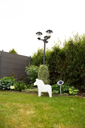 Koń LED Lampa solarna zewnętrzna ogrodowa przenośna 2900K Biała ciepła Ø43cm 42500S biały