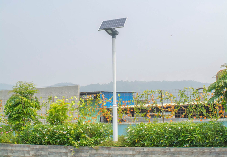 Lampa uliczna solarna LED Greenie 20W Bluetooth, PIR, wskaźnik RGB