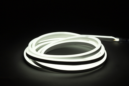 Wąż LED Greenie 230V NEO 7.2W /m 120x SMD2835 8*16mm CW