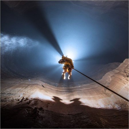 Latarka czołowa Fenix HP30R V2.0 diodowa