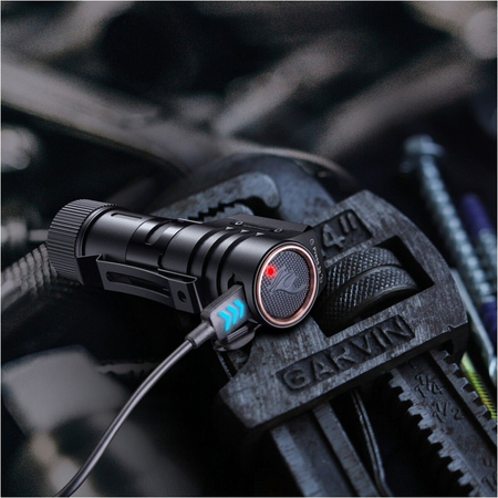 Latarka czołowa Fenix HM71R czarny